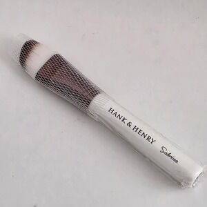 Hank & Henry Sabrina Makeup Brush White Handle Synthetic Bristles New